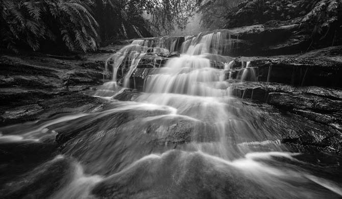 Leura Cascades is a popular picnic area set amidst tall eucalypts.